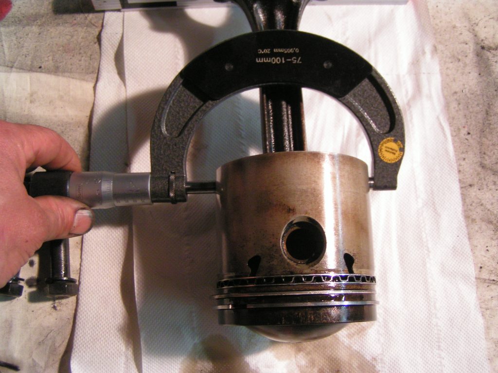 Jaguar XK 4.2 Engine Joes Garage